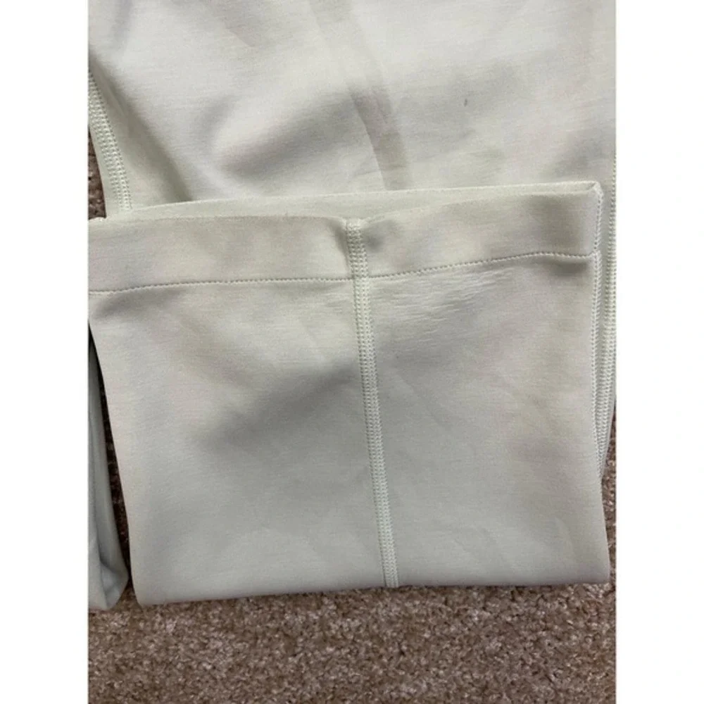 Lululemon Softstreme‎ HR Pant Size 6 Green Lime